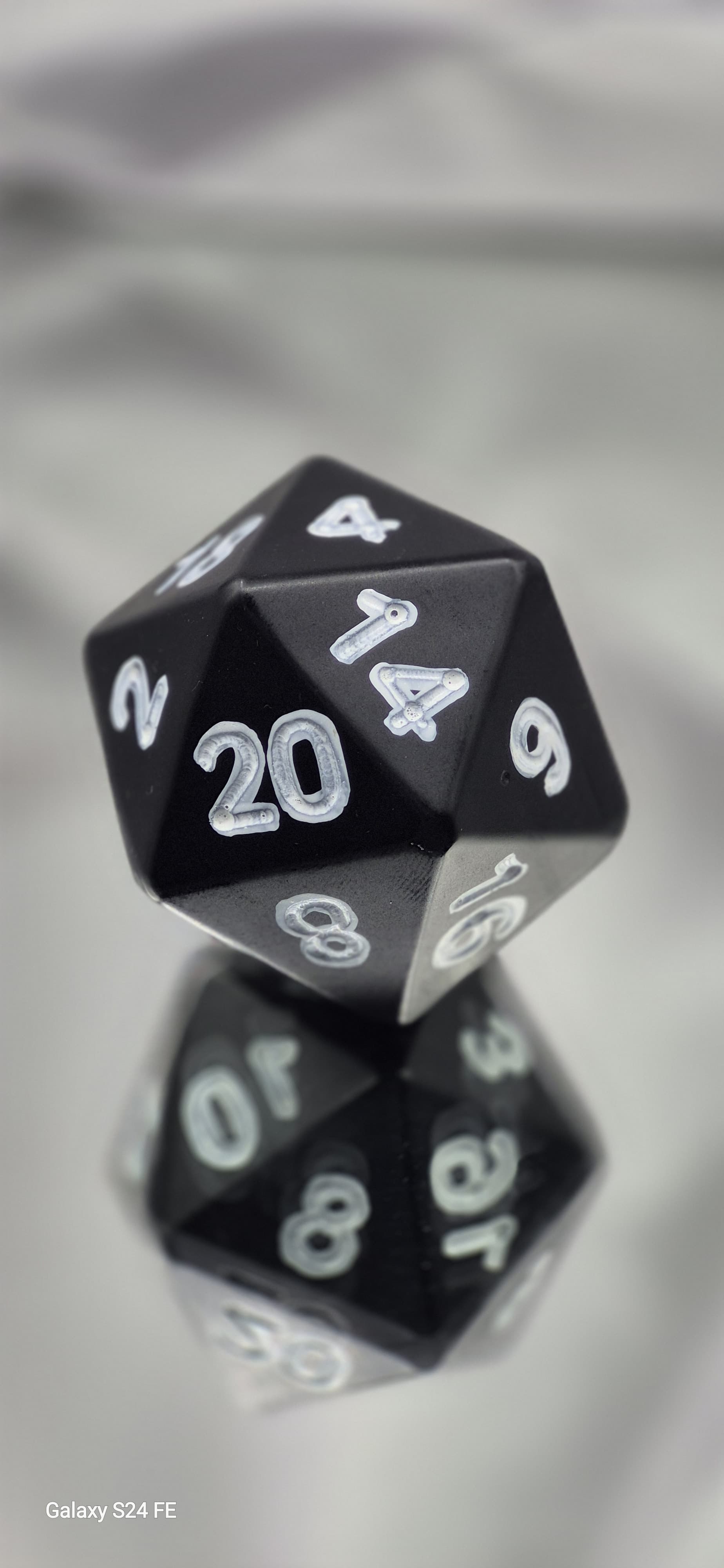 🎲 Black Obsidian 20-Faceted Dice