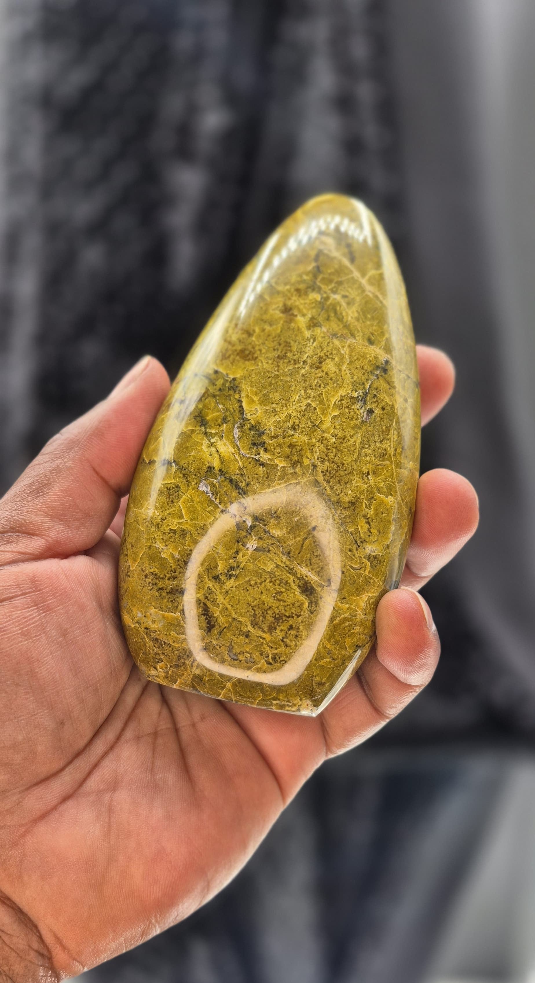 💚 Green Opal Freeform from Madagascar