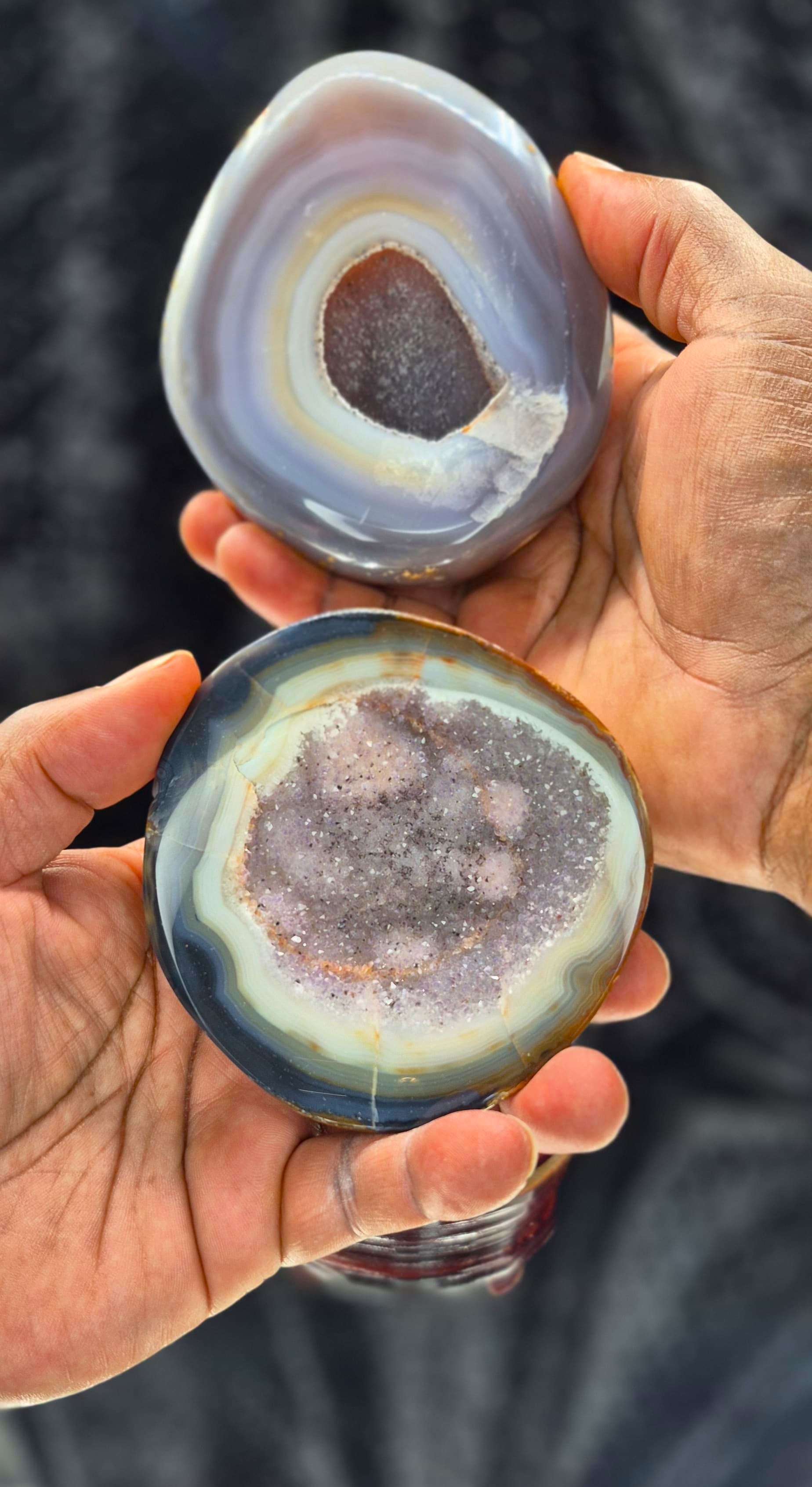 🪨 Geode Agate Split &amp; Polished with Custom Stand