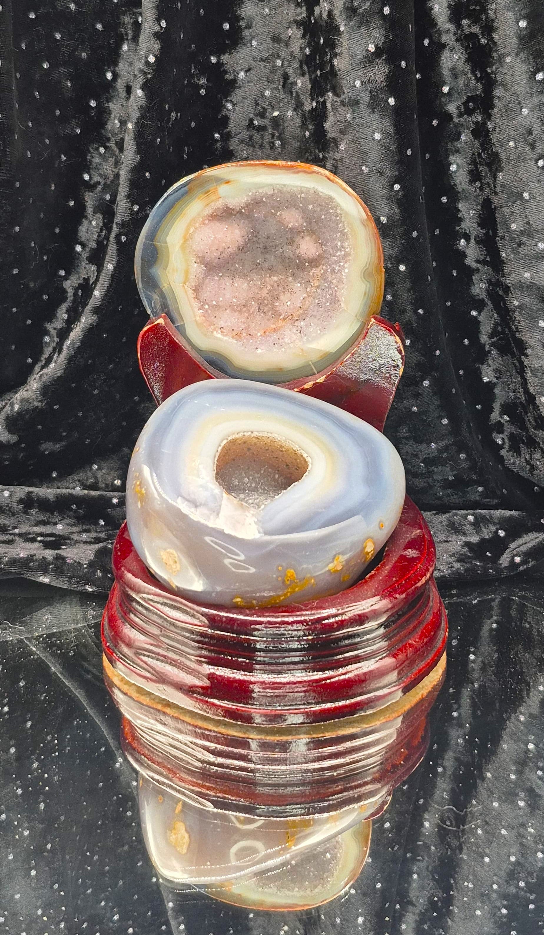 🪨 Geode Agate Split &amp; Polished with Custom Stand