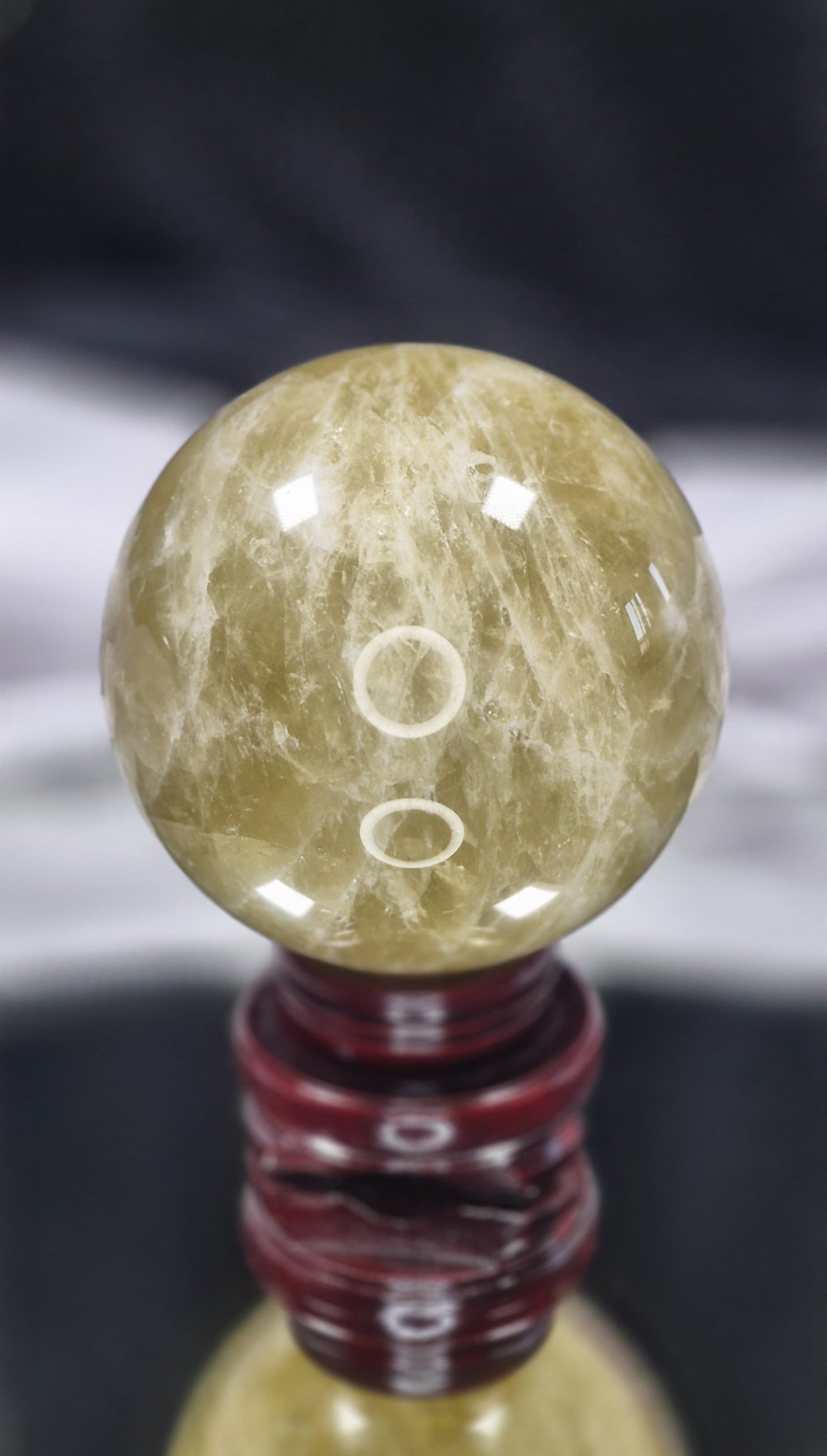 🍋 XLG Lemon Quartz Sphere