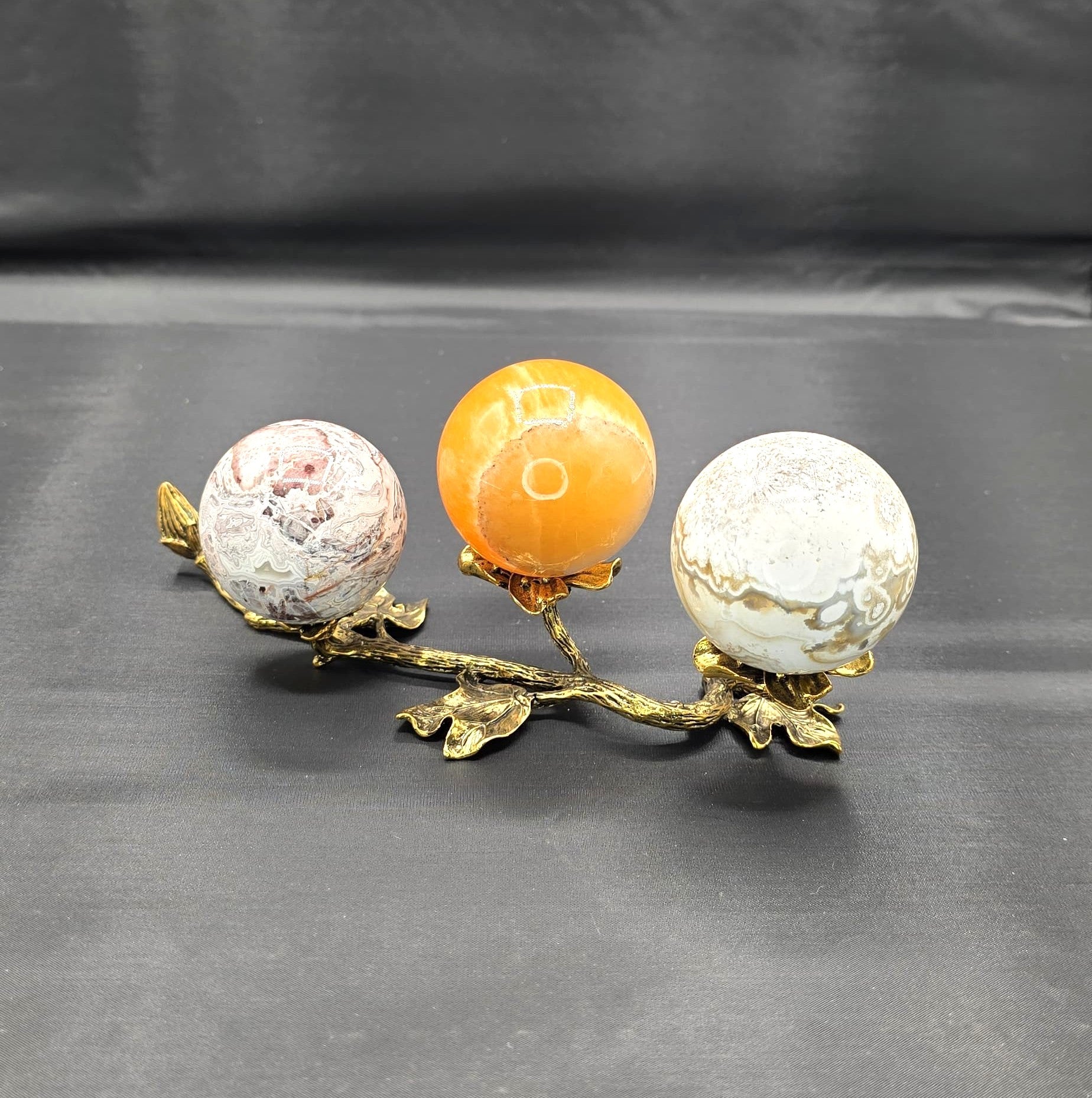 🌸 Gold Cherry Blossom 3-Sphere Holder