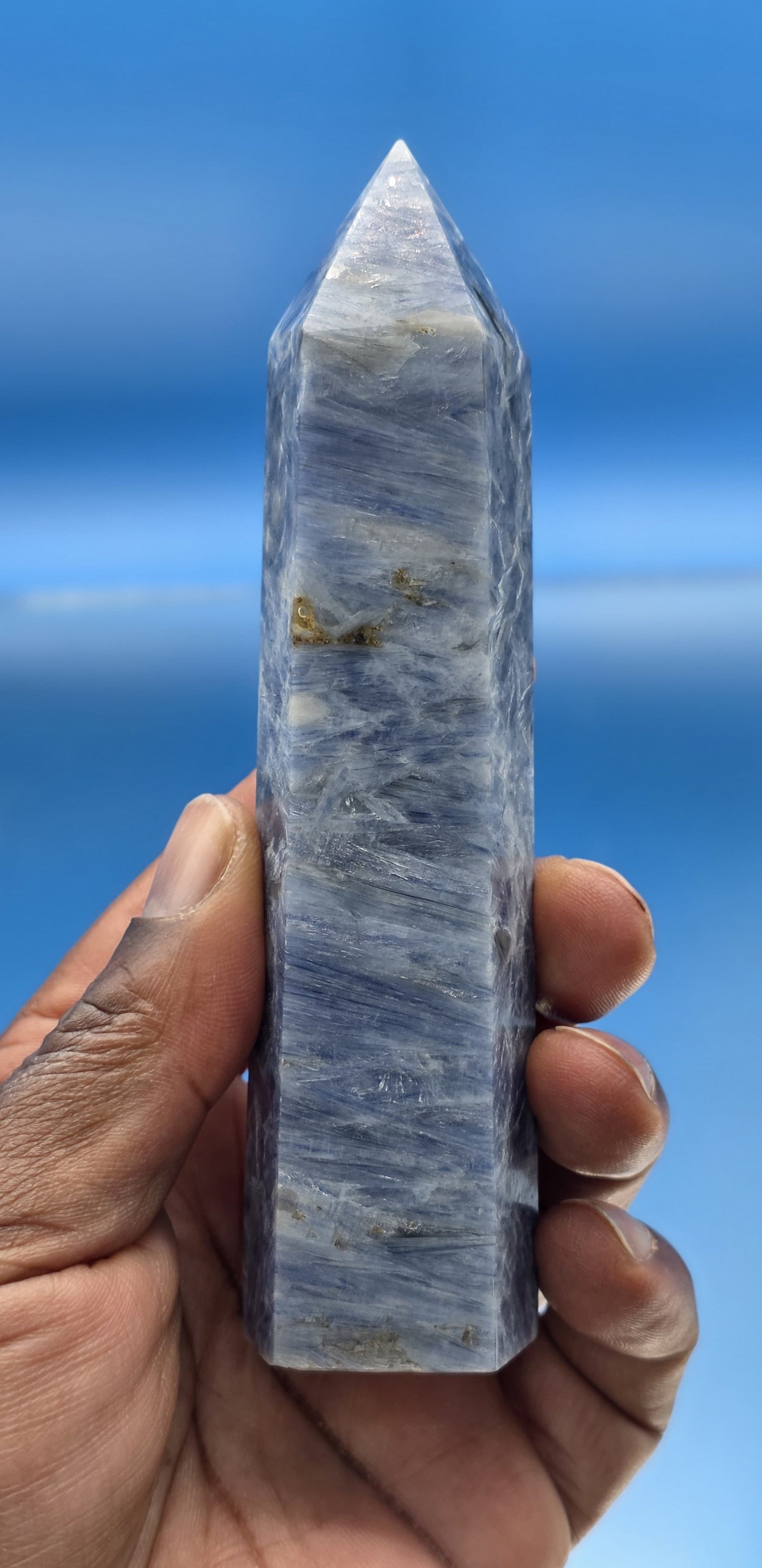 💙 Blue Kyanite Tower - UV Reactive