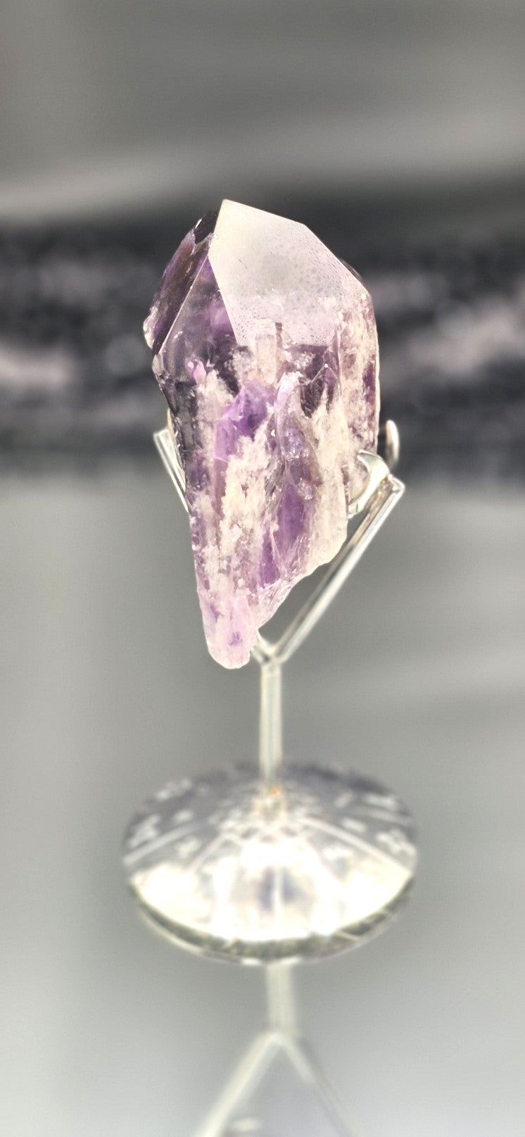 🔮 Amethyst Dragon Tooth with Stand